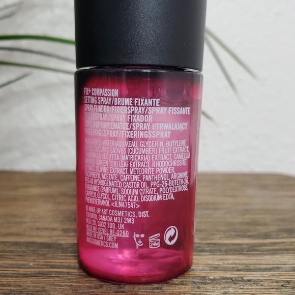 T-17: lot of 2 🛍 MAC Fix+ Compassion Setting Spray Mini - Picture 2 of 2